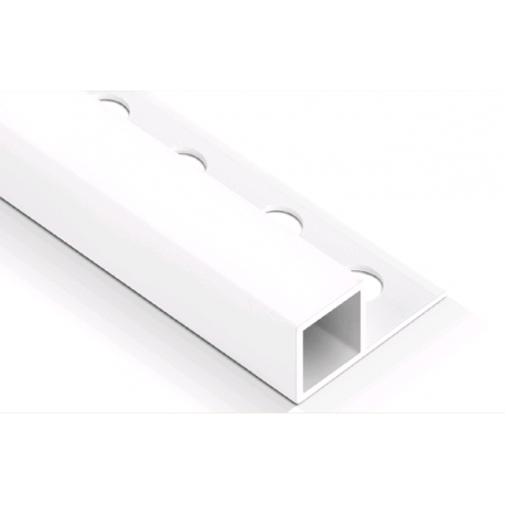ESQUINERO / CANTONERA PVC CERRADO BLANCO 2,60m
