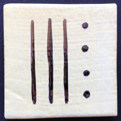 SHINY AMARILLO DECORADO 10x10cm. ECO